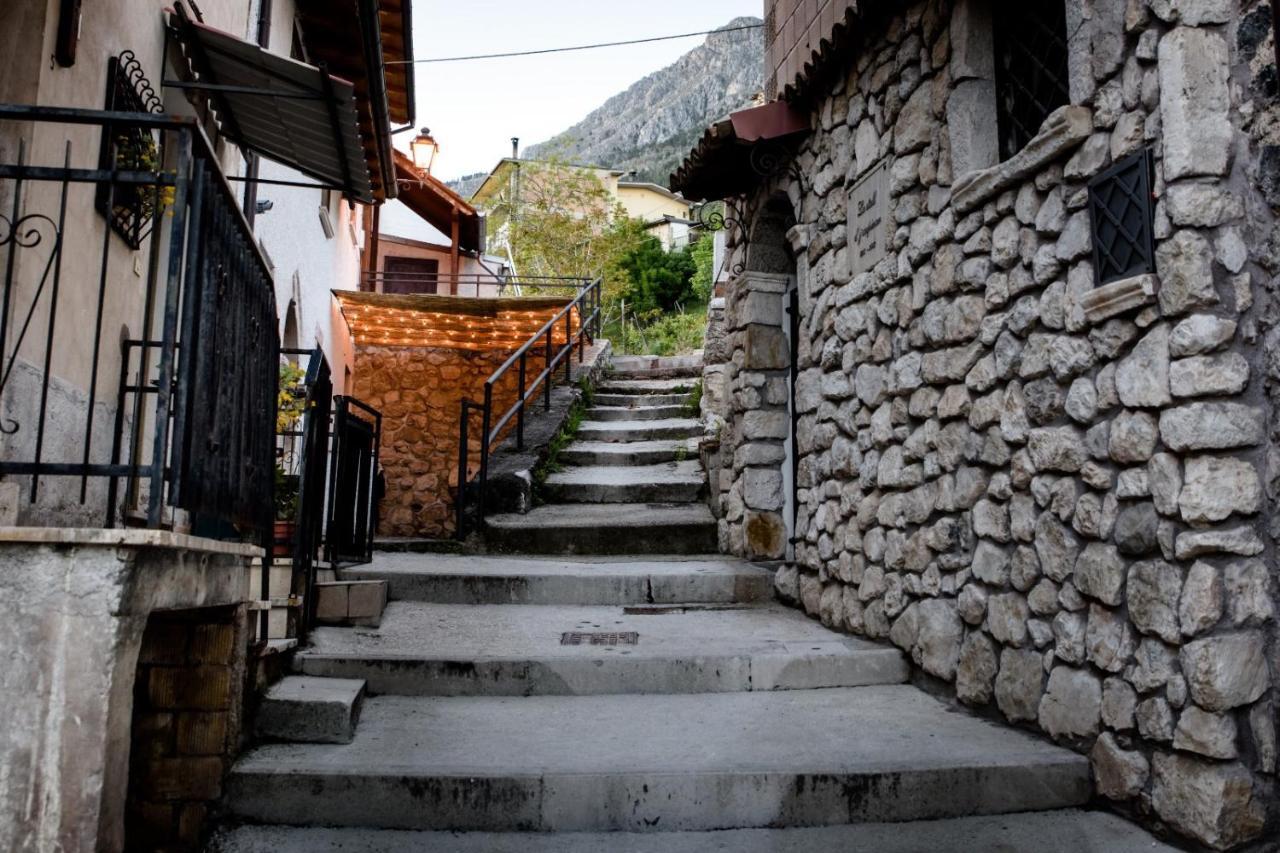 Lavistadeisogni Antica Celano Buitenkant foto